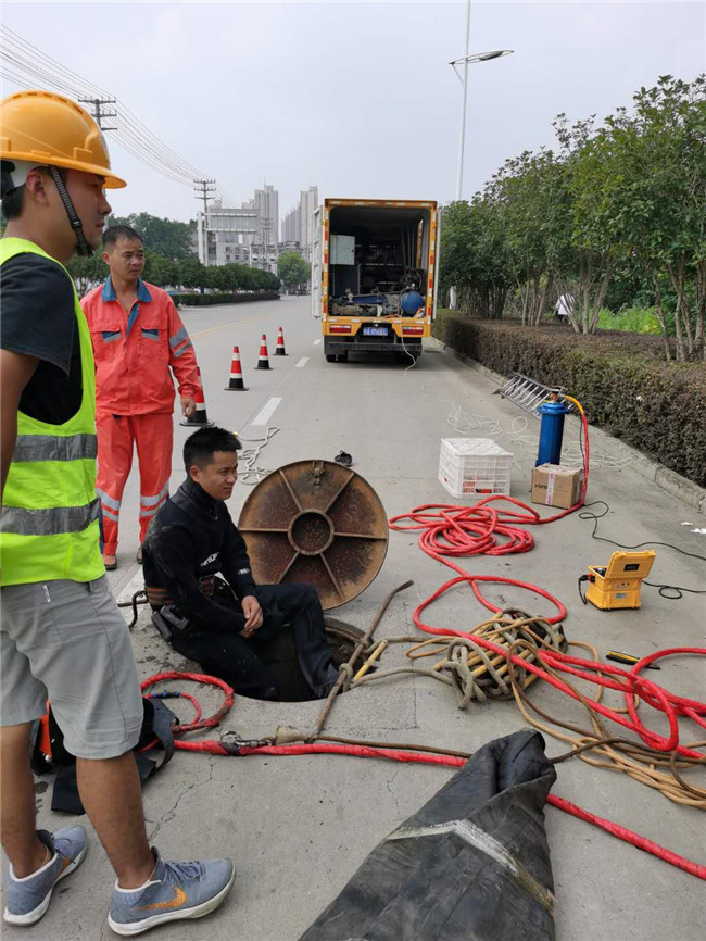 松柏镇翻衬法管道修复技术主要工序